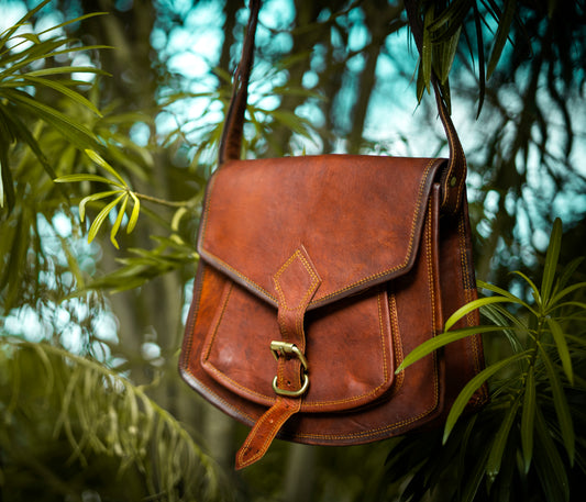 Vintage Full Grain Leather Crossbody Satchel – Women’s Shoulder Sling Handbag